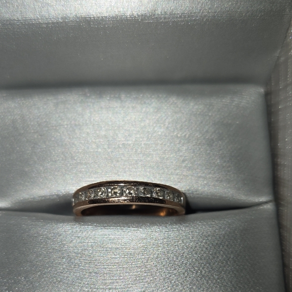 Zales Rose Gold Diamond Anniversay Ring - Picture 6 of 6